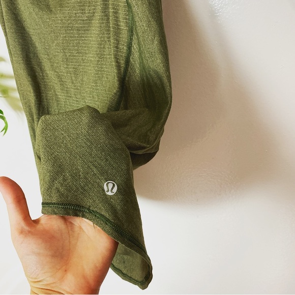 Lululemon athletica camouflage gym tank ✨sz medium - Picture 4 of 4